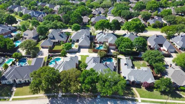 Finding Dependable Roofing Near Me for Long-Lasting Results