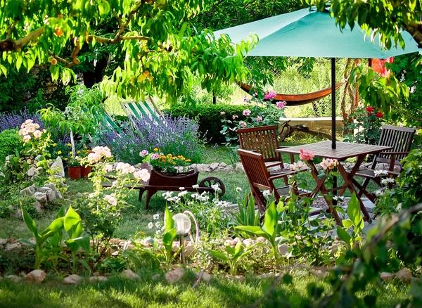 The Artful Design of Garden Egg Stew
